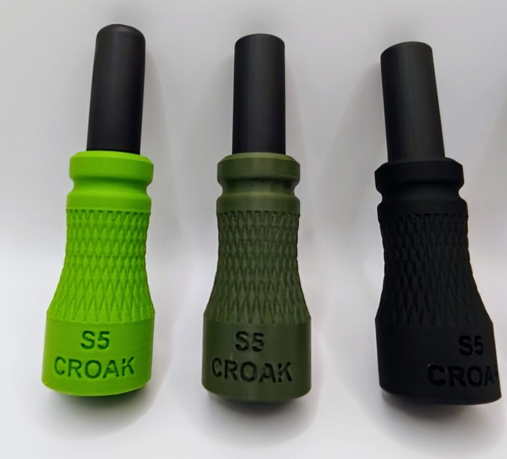 3 varianti delle S5 Croak, verde smeraldo, verde marcio e nero